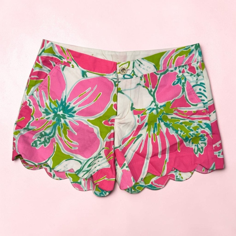 Lilly Pulitzer Buttercup Scallop Hem Resort Coastal Preppy Floral Shorts Size 0